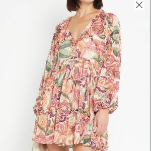 o.p.t. Rhea Boho Balloon Sleeve Tiered Chiffon Dress in Pink Paisley Size Medium